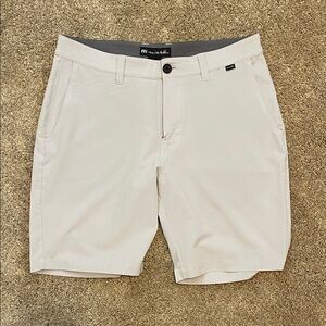 Travis Mathew Men's Cream Flat Front Shorts